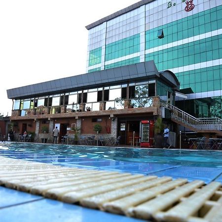 La Grande Hotel カンパラ エクステリア 写真