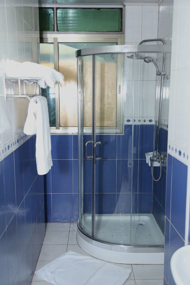 La Grande Hotel カンパラ エクステリア 写真